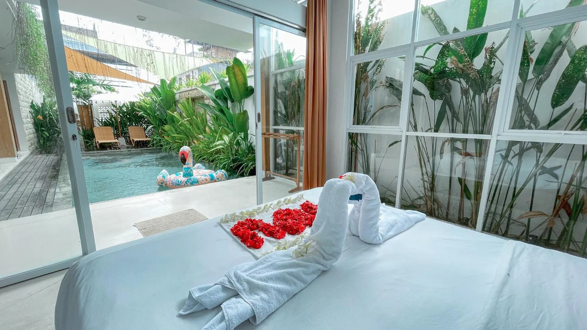 Villa 3Br Plawa Hijau Seminyak